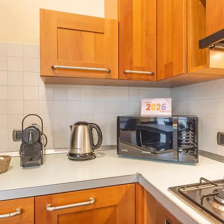 Apartment Elegance On The Hill - 800m To Downtown Verona