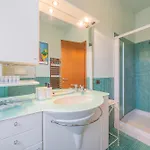 Elegance On The Hill - 800m To Downtown * ורונה