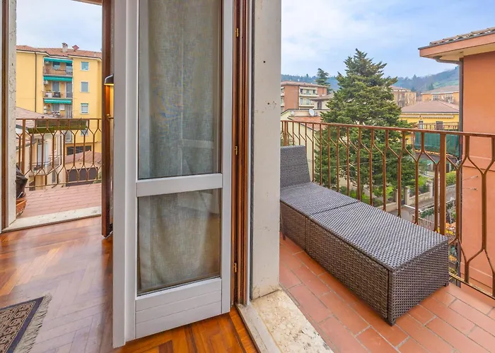 Elegance On The Hill - 800m To Downtown 公寓